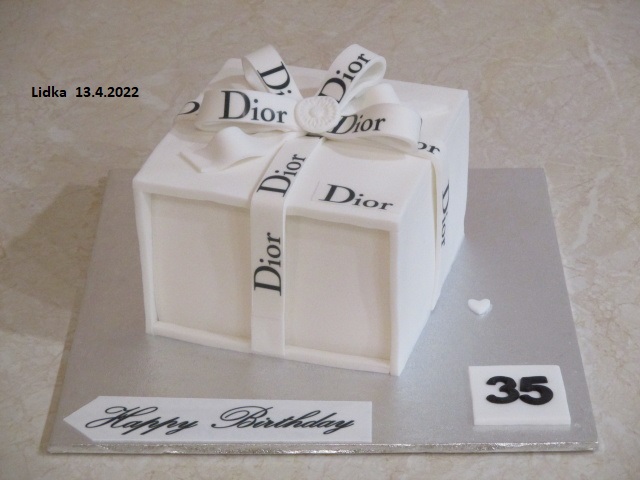 Dárek Dior